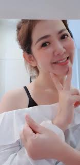 ❤❤默默努力成长的我, cora tan❤  风水师跟我说，不管哪个行业，你都可以做得很好，只要你专注。一直以来我都是喜欢与美丽有关的东西比如：美甲，化妆，包包、衣服、鞋子、首饰、还有还有还有内在美