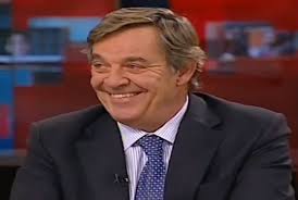 Three patios for the sun. Miguel Sousa Tavares Arrasado Apos Entrevista A Andre Ventura