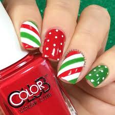 Simple and easy nail designs: 40 Cute Nails Design For Christmas Holidays 20 Ilove Christmas Nails Diy Christmas Nail Polish Diy Christmas Nail Designs