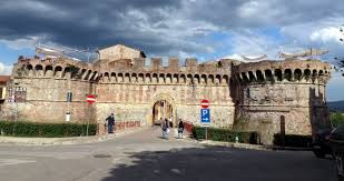 Maybe you would like to learn more about one of these? Colle Di Val D Elsa Das Murano Der Toskana Papageien Taucher
