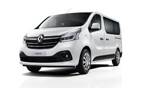 The renault trafic is a light commercial van produced by the french automaker renault since 1980. Renault Trafic Combi Renner Renault Und Dacia In Parchim