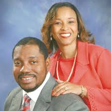 35th ANNIVERSARY BLESSINGS TO OUR CO-PASTOR SHIELDS JR & CO-1ST LADY MIA  SHIELDS. MAY GOD CONTINUE TO BLESS YOUR UNION 🙌🏾🙌🏾🙌🏾