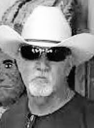 Arthur Combs's Instagram, Twitter & Facebook