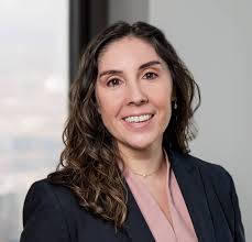 Janeth Medina Larios Branches Out at Bank of the West