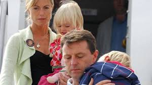 Thirteen years after british toddler madeleine mccann vanished during a family holiday in portugal, there is finally a major lead in the case. Fall Madeleine Mccann Eltern Konnten Sorgerecht Fur Die Zwillinge Verlieren Panorama Sz De