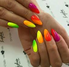 Contoh ongles gel jaune blanc ete ongles nail colors nails et gel nails. 12 Meilleures Idees Sur Nail Art Jaune Ongles Onglerie Jolis Ongles