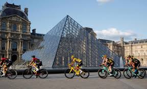 Les images marquantes de l'édition 2020. Tour De France 2019 L Arrivee En 10 Photos Le Parisien
