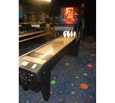 1956 united ball bowler bowling machine part 1 of 2 for sale coinopny.com. Williams Alley Cats Puck Bowler Shuffle Alley Arcade Machine Game For Sale Coin Op Parts Etc Arcade Pinball Vending