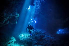 Extended Horizons Lana I Cathedrals Scuba Dive The Snorkel Store