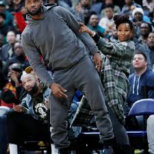 Shutterstock) savannah is the 'boss' of the james. Lebron Will Retire Before Turning 46 So His Wife Doesn T Get Mad At Him Silver Screen And Roll