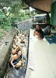 Dihimpun brilio.net dari 1cak.com, sabtu (17/7), berikut 11 chat lucu ternyata salah kirim yang endingnya bikin tepuk jidat. Mandi Coyyy Semuanya Lucu Foto Lucu Meme Lucu