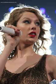 Video: “22” by Taylor Swift