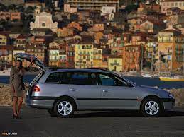 Toyota Avensis Wagon 1997 2000 Images Toyota Avensis Toyota Family Car