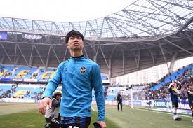 Yoo was one of korea's most influential players over the last decade. New Coach Yoo Sang Chul Points To Weakness Left By Cong Phuong Losses In Incheon United Onties Com