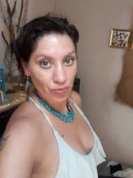 Lora Desiré Thompson