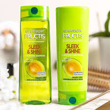 Bumble and bumble hairdresser's invisible oil shampoo, $31, and conditioner, $34,. 10 Best Shampoos For Frizzy Hair Good Shampoo And Conditioner Best Shampoos Anti Frizz Shampoo