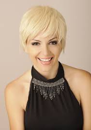 By binesauce april 30, 2018. Spana In Var Frisyrbild I Kategorin Pixie Tjejfrisyrer Idag Bli Inspirerad Till Ditt Nast Frisyr Kortare Har Kort Blont Har Short Haircut