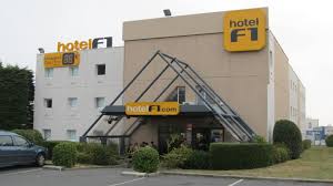 All formule 1 hotels have a breakfast area and a reception desk which is only manned between 0630 and 0930 (0730 and 1030 on weekends and bank holidays) and then 1700 and 2100 although. Hotel Formule 1 Saint Brieuc Tregueux Holidaycheck Bretagne Frankreich