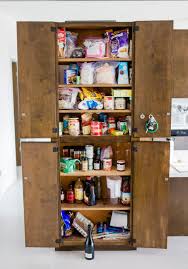 Help keep your kitchen cabinets organized with these easy and helpful ideas. Kitchen Organization Ideas Easy Ways To Organize