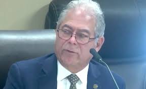 Coral Gables City Manager resigns before Mayor Vince Lago could fire him