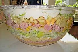 Am tag der feier gibt es so viel zu tun: Fruchtig Pikanter Schichtsalat Von Fee86 Chefkoch Rezept Rezepte Schichtsalat Rezept Schichtsalat
