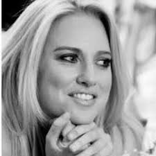 Joni Watson (@joniinthejungle)