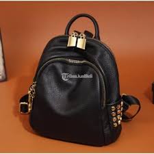 Tas ransel kulit, sempurnakan penampilan anda dengan koleksi tas ransel gaya kasual. Tas Ransel Sekolah Wanita Import Korea Style Terbaru Murah Kulit Pu Di Batam Tribunjualbeli Com