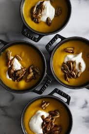 Perfect for soaking up extra sauce on your plate or slathering with spiced or herby butter, these bread recipes add so much to a christmas menu. Honestlyyum San Francisco Los Angeles Popular Food Travel Blog Kabocha Squash Soup Kabocha Squash Christmas Recipes Easy