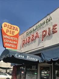 Offbeat L A That S Amore The Oldest Surviving Italian Restaurants Delis In Los Angeles The La Beat Https Thelosangeles In 2020 Italian Restaurant Deli Offbeat