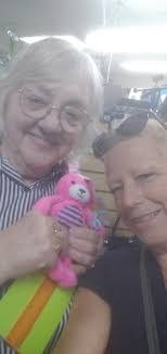 Chelsea Sandlin's Instagram, Twitter & Facebook