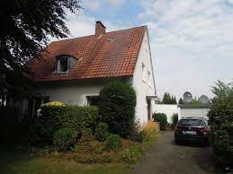 Die meisten menschen kaufen nur einmal im leben ein haus, deshalb ist es wichtig sich zuvor genau über die eigenen vorstellungen klar zu werden. Haus Zum Verkauf Heckenweg 33 33330 Gutersloh Gutersloh Kreis Mapio Net