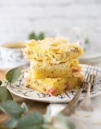 Rhabarberkuchen Mit Schmandguss Vom Blech Rezept Rhabarberkuchen Lebensmittel Essen Und Rezepte