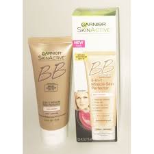 Skinactive 5 In 1 Miracle Skin Perfector Bb Cream Anti Aging Light Medium 2 5oz 75 Ml By Garnier Cosmeticamerica