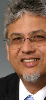 1 U N I V E R S I T Y P R I N C I P A L O F F I C E R S