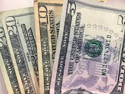 Ranges from an average of $8.84 to $18.14 an hour. Giant Eagle Worker Supports State Push To Raise Minimum Wage To 12 An Hour Triblive Com