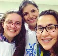 MST protesta em praça pública