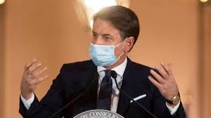 Chi sarà il prossimo a dire che non ci sono i sottotitoli? Conte E L Orologio Che Non Segna Le 21 30 L Incredibile Bufala Sulla Conferenza Stampa Registrata Il Riformista