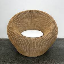Great Looking Chair In Great Conditionwashable Cushionh X W X D Outdoor Wicker Chairs Furniture Chair