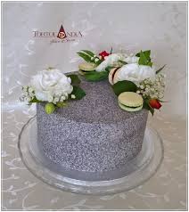 This flower arrangement birthday cake is an easy win. Birthday Cake Fresh Flowers Flower Cake Cake Elegant Birthday Cakes