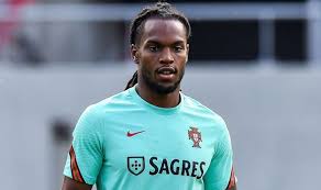 Он играет на позиции центр. Liverpool Decide Renato Sanches Transfer Stance After Portugal Star S Excellent Euro 2020 Football Sport Express Co Uk