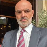 Alexander Palau's Instagram, Twitter & Facebook