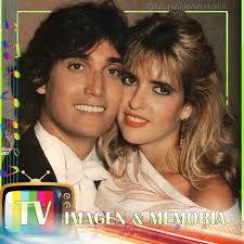 TeleNovelas: - Una foto ochentosa con el "Ídolo de una generación" Guillermo Dávila con su entonces novia, la ex-miss y modelo Rebeca Costoya. ¿Sabías de ese romance? 💙📺 #recordaresvivir #GuillermoDavila #RebecaCostoya #TvImagenYmemoria |