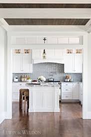 benjamin moore oc 151 white. benjamin