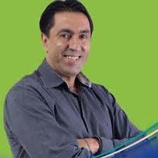 O momento é de agradecer a Deus, eleitores, e toda nossa equipe de  trabalho. Durante o período eleitoral na cidade de Cachoeiro de Itapemirim,  conversamos com inúmeras pessoas. Apresentamos propostas de campanha