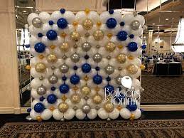 Pin On Murales Con Globos Flores Y Rosetones