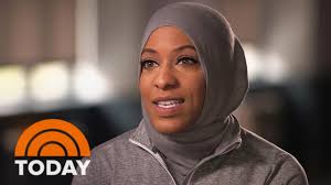 Ibtihaj Muhammad (1985- ) •