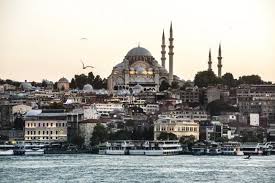 Bilden istanbul huvudstad i turkiet kan användas för personligt ändamål enligt den köpta royaltyfria licensens villkor. Om Turkiet