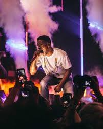Pin By Mizzy On Cudi Kid Cudi American Rappers You Rock My World