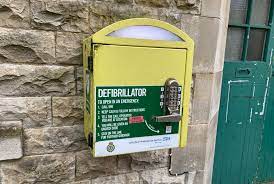Aeds are found in many places, like airports, schools, and so on. Stricter Rules On Life Saving Defibrillators May Spell Trouble For Volunteers Richmondshire Today