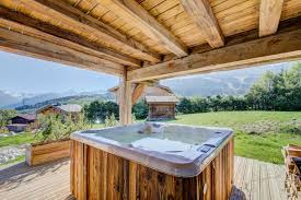 Quoi De Plus Intime Qu Un Moment En Amoureux Dans Un Jacuzzi Rendez Vous Au Magnifique Chalet Natacha A Megeve Valentinesday Jacuzz Chalet Megeve Jacuzzi